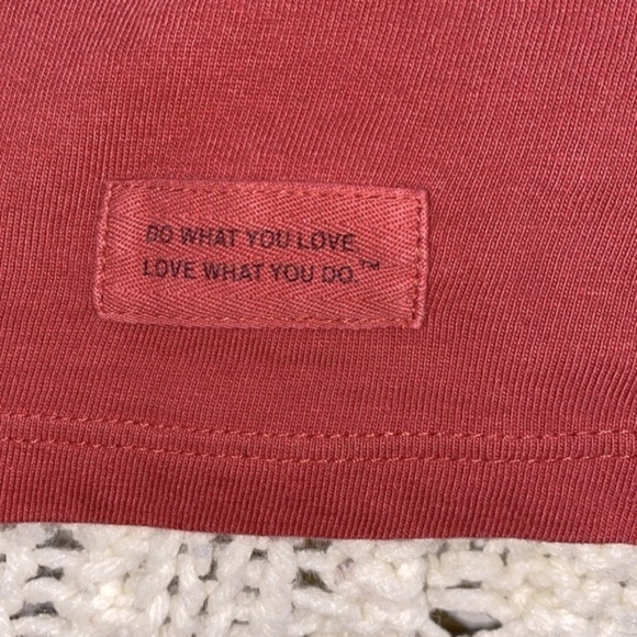 Life is Good T-shirt size small living on a pair rain boots print - Picture 4 of 6